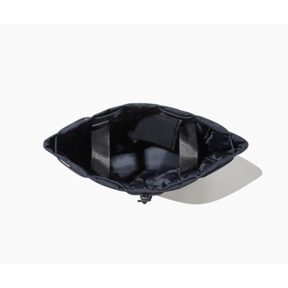 Beyond Yoga Convertible Gym Bag Black Tote Backpack - Picture 5 of 11